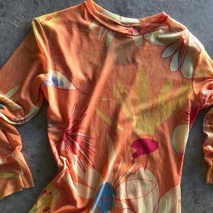 Lightweight Mesh Bold Print Crew Neck Sweet Pea T